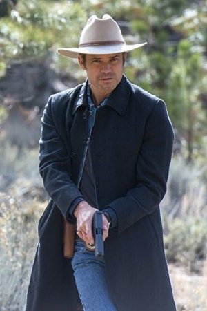 Timothy Olyphant Wearing A Wool Coat In The TV Drama Justified Raylan Givens
