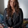 Alisha Boe Wearing Black Leather Jacket In TV Series 13 Reasons Why