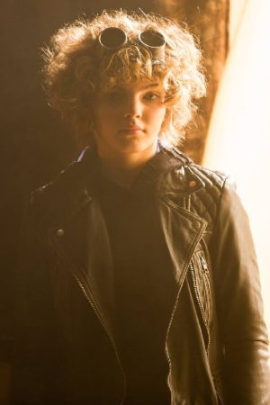 Camren Bicondova Wearing Black Leather Jacket In Gotham TV Series