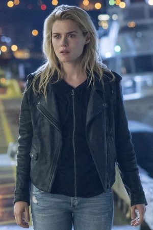 Rachael Taylor Wearing Leather Jacket In Jessica Jones Series