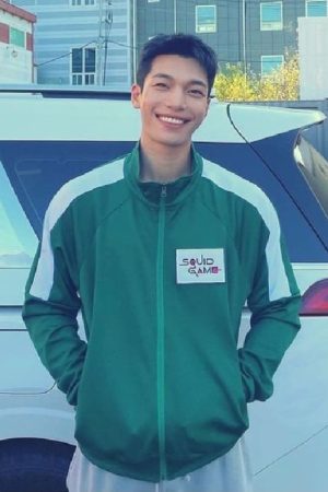Wi Ha-joon Wearing Green Tracksuit Jacket In Squid Game