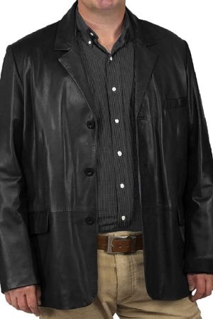 Kurt Russell Wearing Black Leather Bazer In Film The Art of the Steal