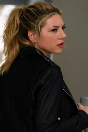 Katheryn Winnick Wearing Black Leather Jacket In Big Sky Series