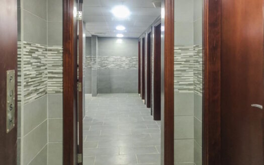 SPACIOUS STUDIO | FULL LAKE VIEW | BALCONY