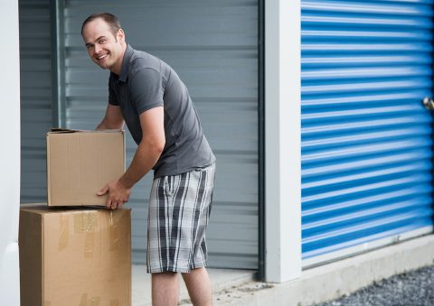 5-Things-to-Look-for-in-Your-Self-Storage-Provider-174679674_1200pxW