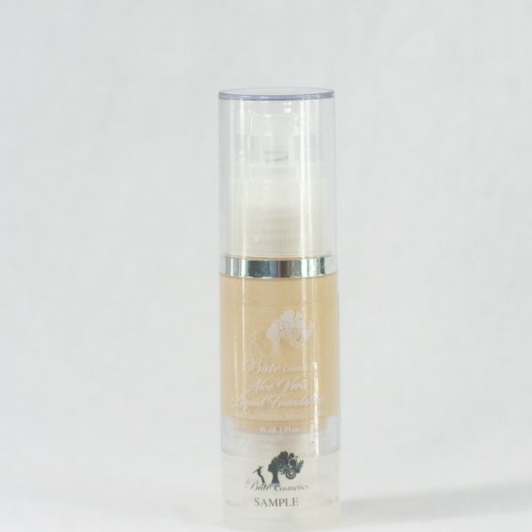 Sustainable Cosmetics - Clean Foundation Makeup Aloe Vera Foundation | Caribbean Highlight 250 | Go21Degrees, sustainable skincare, sustainable makeup products