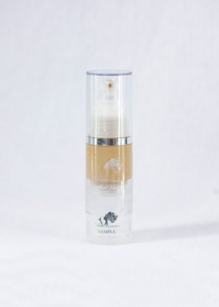 Sustainable Cosmetics - Clean Foundation Makeup Aloe Vera Foundation | Tropical Glow 200 | Go21Degrees | Sustainable skincare products