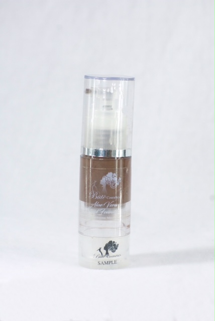 Sustainable Cosmetics - Clean Foundation Makeup, Aloe Vera Foundation | Global Bronze 200 | Go21Degrees | Clean sustainable skincare
