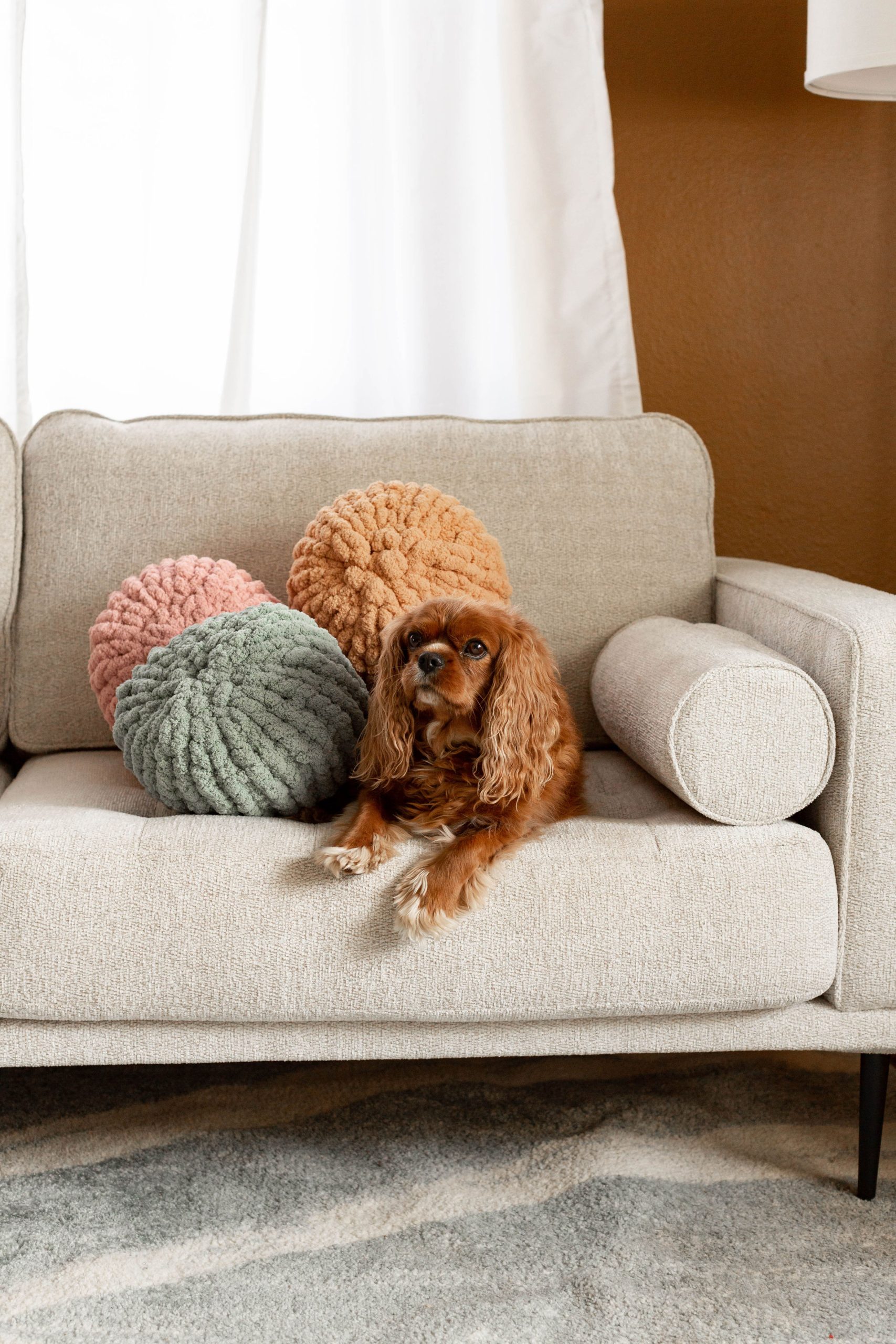georgia-pillow-pouf