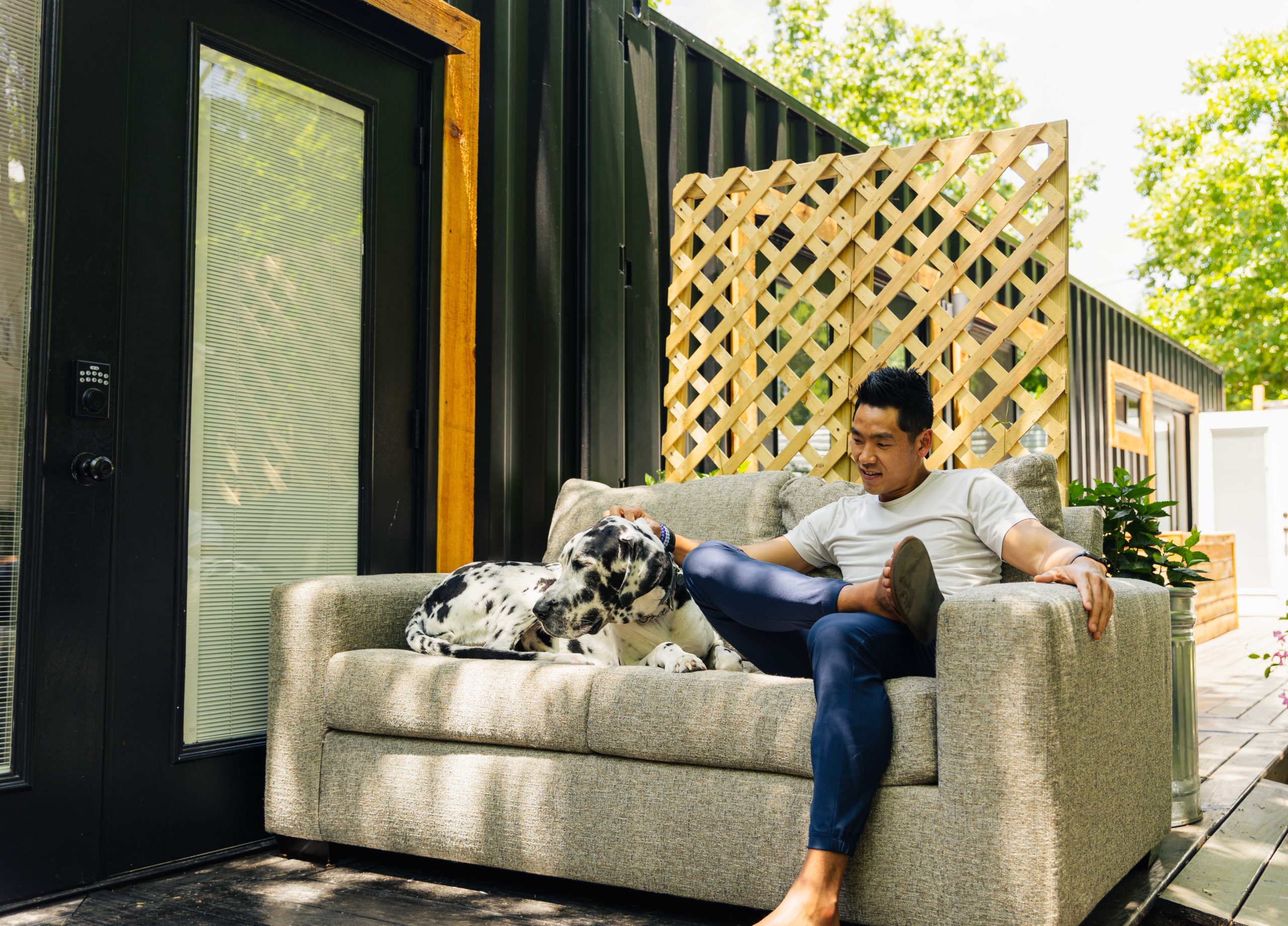 Lifestyle-Matt-Container-homes-2-scaled